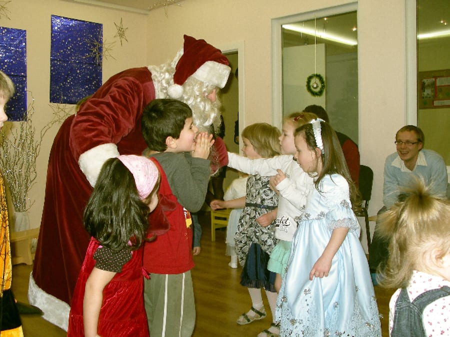 Праздники 4